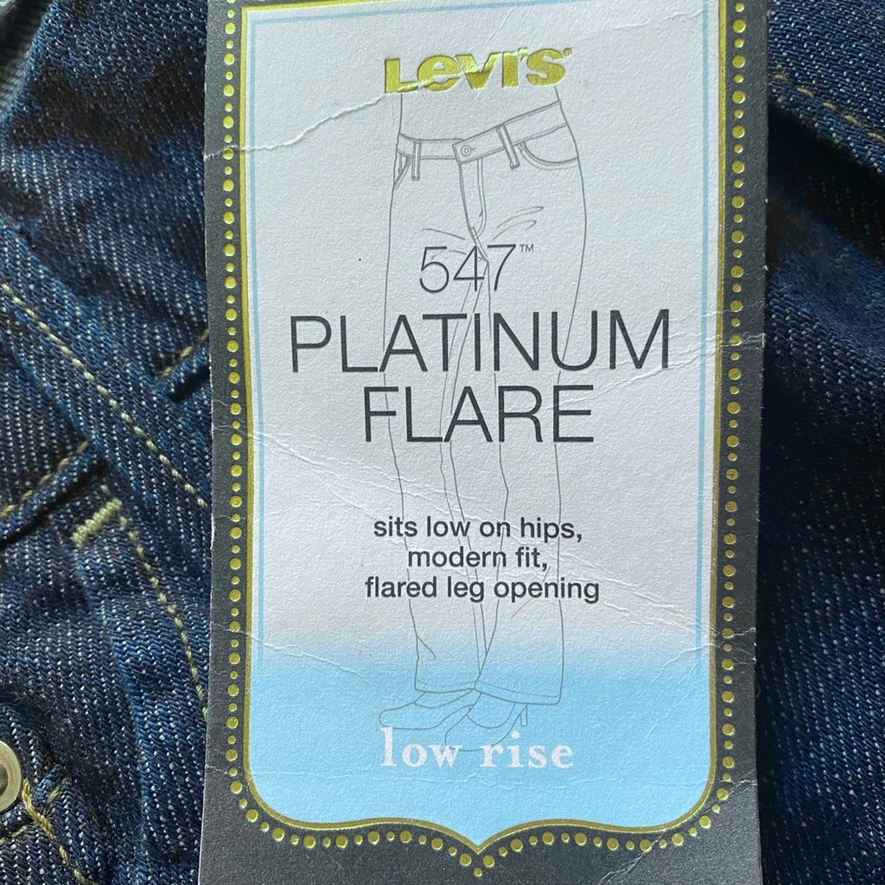 Ladies Levi’s Size 12 Platinum Flare Jeans - Picture 5 of 8